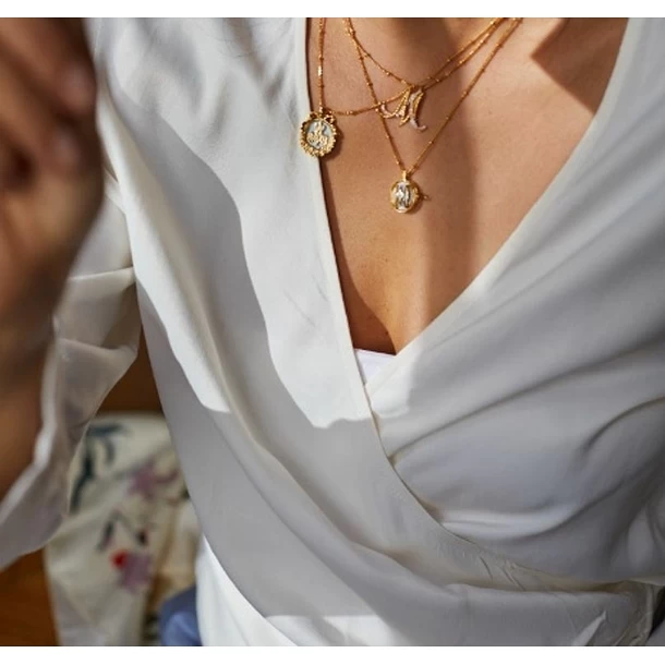 Collier Monogramme Marie-Antoinette - Les Néréides Paris 6 Collier Monogramme Marie-Antoinette - Les Néréides Paris – Image 4