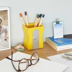 Pot à Crayons En Plastique Taille-crayon Jaune - Balvi -Décoration Soldes 79851 xl