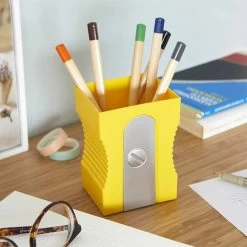 Pot à Crayons En Plastique Taille-crayon Jaune - Balvi -Décoration Soldes 79852 xl